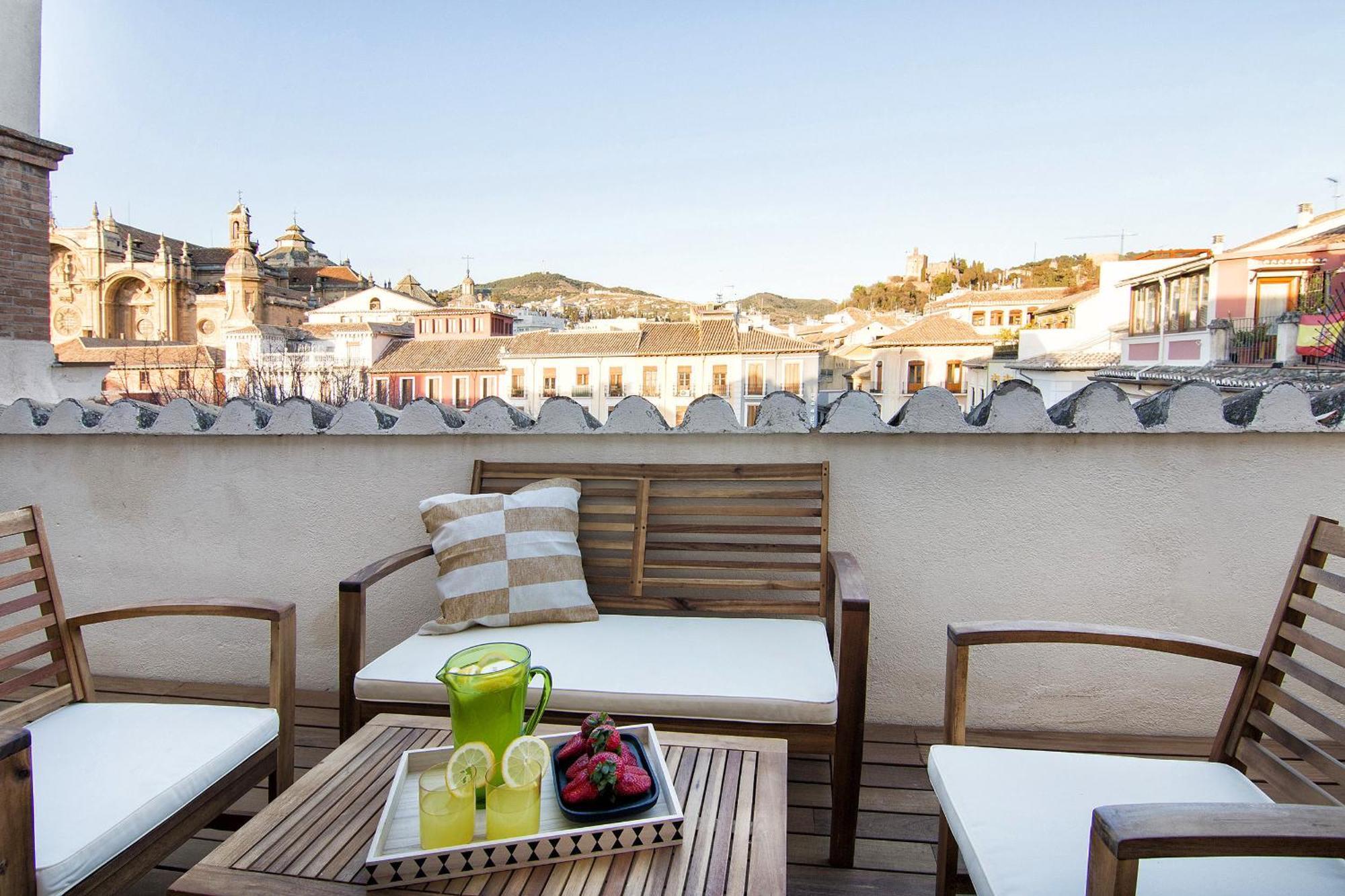 Апартаменты Bibrambla Penthouse Over Cathedral Гранада Экстерьер фото
